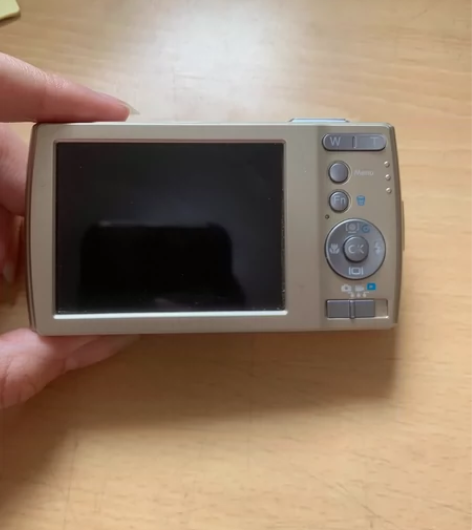 ccd爱国者f500，功能正常，配件有电池...