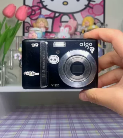 ：Aigo v1220 直接拍即可 不讲价...