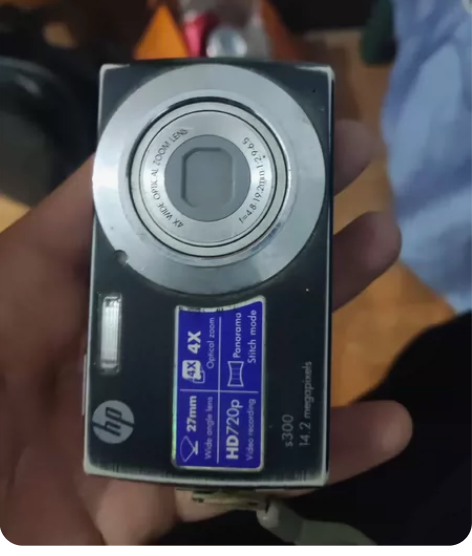 惠普S300数码相机功能正常品相如图，送电...