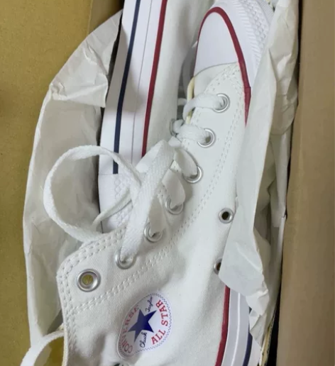 匡威36码99全新高帮帆布鞋白色的, 女鞋...