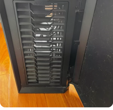 安泰克p101静音机箱， 有两个风扇，20...