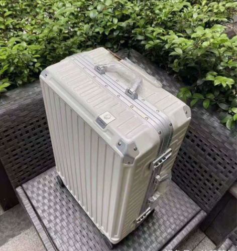 出口日本漫游高级别别行李箱铝框拉杆箱男商务...