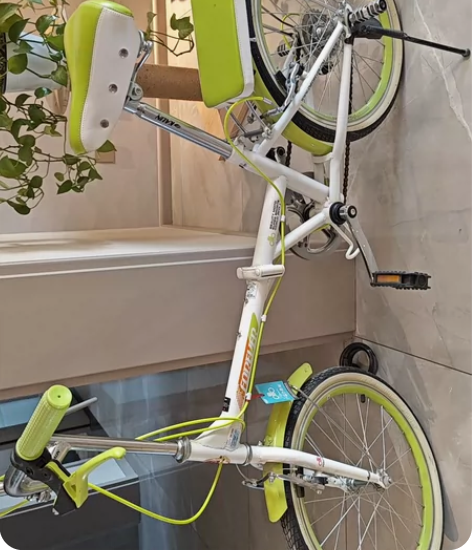 闲置永久折叠自行车出售，几乎全新！ 感兴趣...