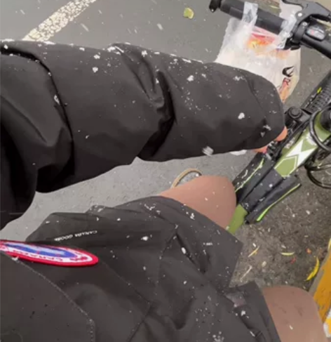 买了没怎么骑过 也没几个月 还是喜欢电动车...