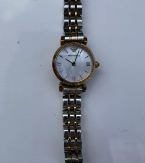 阿玛尼手表 因买了AppleWatch  ...