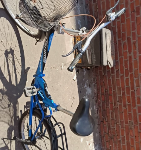 二手折叠自行车，20轮带，车况好，新换的前...