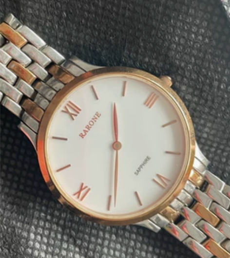 雷诺男款手表自己个人物品，正品保证原装原封...