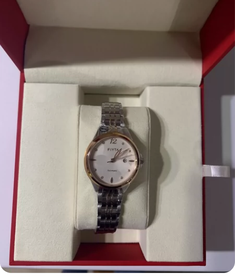 飞亚达花语全新手表，便宜出，朋友送的，不接...