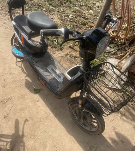 不到一年的电车，没怎么骑过，想换了摩托车，...