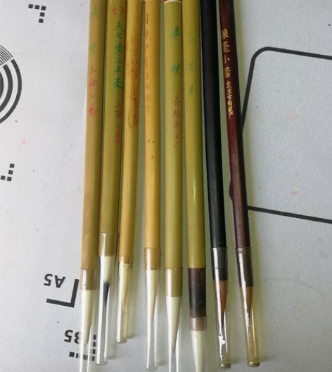 国产小笔8支合售 火炬汉璧，火炬七紫三羊，...