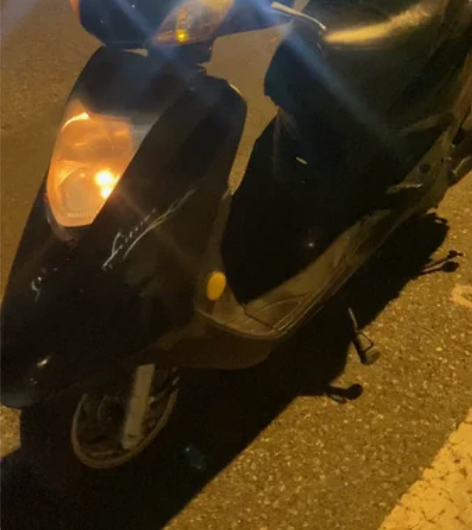 雅马哈丽鹰,全车原版原漆,满满岁月感。 灯...