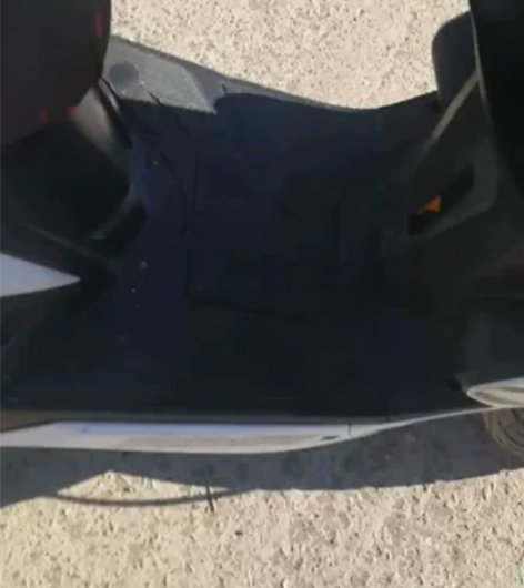 鬼火踏板摩托车，rsz踏板摩托车，灯亮表走...