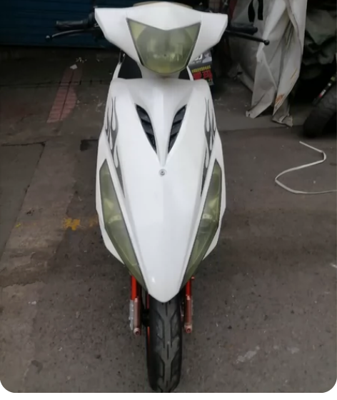 踏板车125，跑了5000公里，前减震改装...