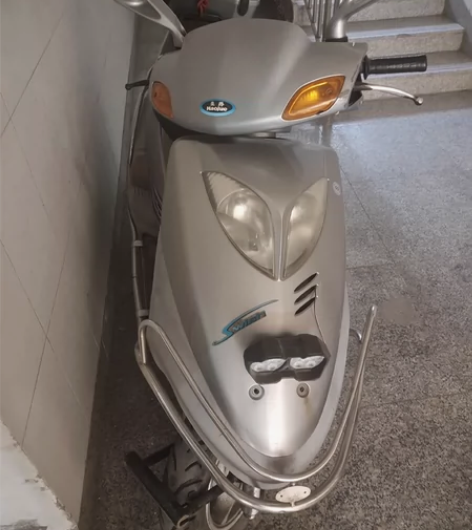 豪爵悦星踏板摩托车不骑了便宜处理裸车卖看中...