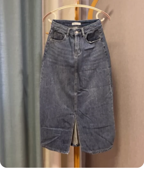 牛仔包臀半身裙，95-115斤可穿，入手时...