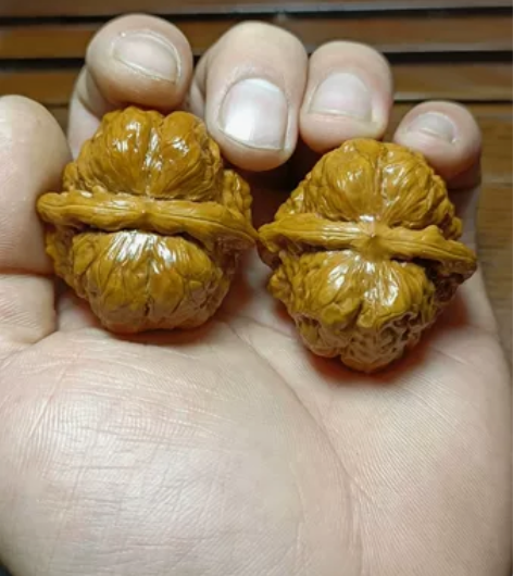 40蛤蟆头核桃，大肥蛙，有腿有眼，开背蟾型...