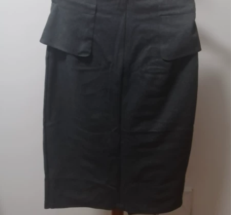 拉夏贝尔 春秋半裙 41%聚酯纤维 8%羊...