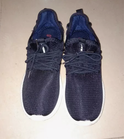 回力运动鞋 网面鞋 新旧如图 42码 白菜...