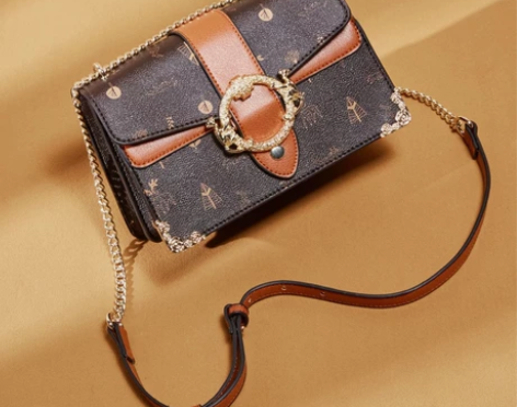 闲置转让：柏雅图 | 夏天包包女专属印花面...