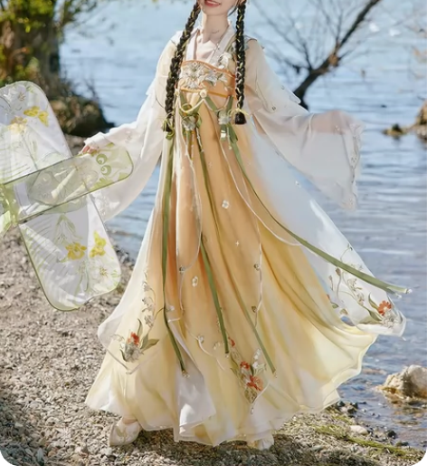 十三余小豆蔻儿[蔡文姬花朝如约-王者荣耀联...