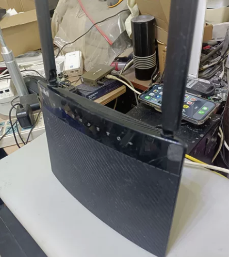 腾达AC9双频千兆无线路由器 成色一般 功...