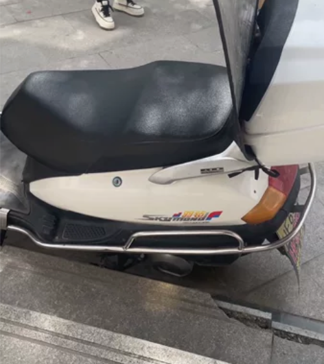 望江铃木踏板125 感兴趣的话点“我想要”...