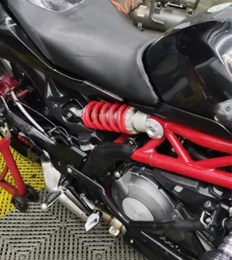 15年黄龙300车况精品发动机无拆无修，公...