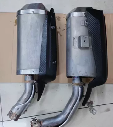 雅马哈R1 12-14年排气一对 物美价廉...