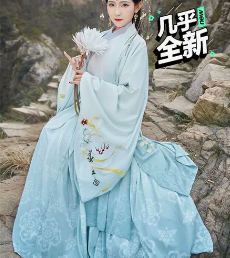 青龙志全套六米摆，有大袖衫（女款）试穿过两...