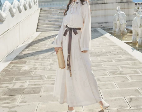 十三余小豆蔻儿[经卷]国风绣花白色日常通勤...