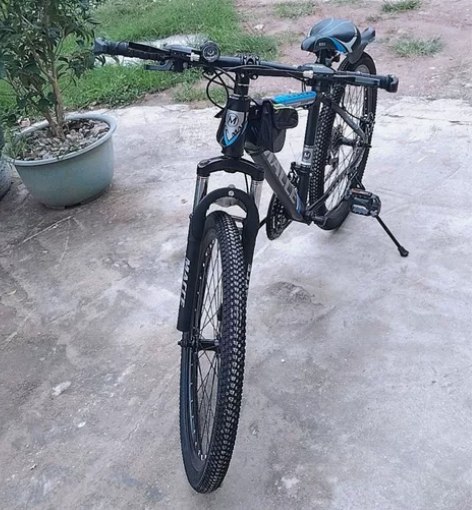 【包邮清仓】上海永久牌山地自行车男女单车学...