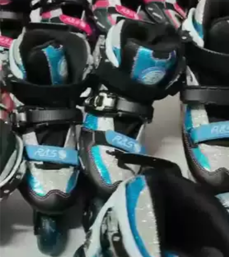 俱乐部专供天使儿童碳纤维平花轮滑鞋 自由式...