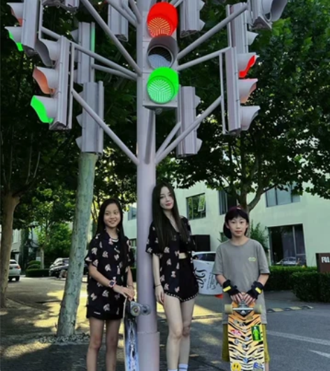 明星同款光耀轮你值得拥有 LANDSKII...