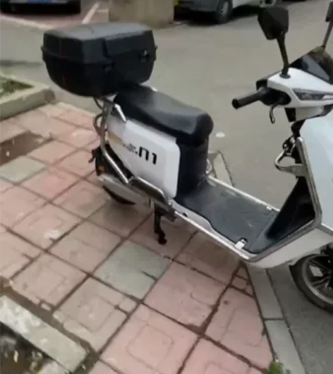 个人电动车转让，因工作原因便宜处理，新国标...