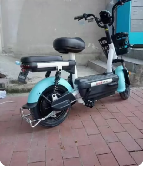 22年9月9日购买的哈啰B53。本来和我朋...