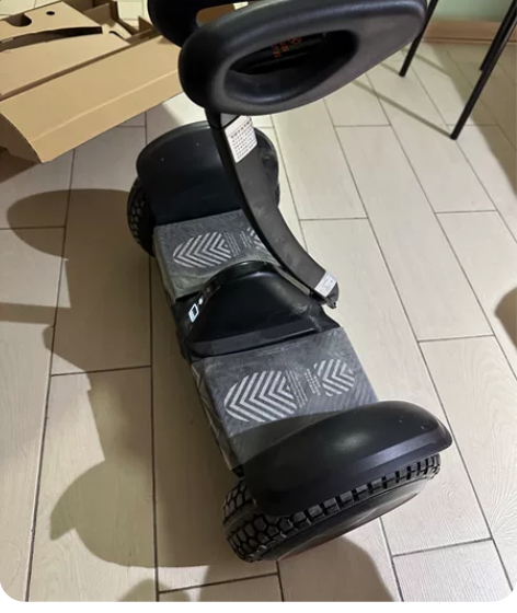 小米平衡车，九号燃动版，越野轮胎，几乎全新...