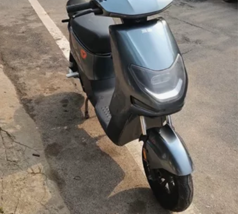 雅迪品牌电动车DT6，新国际48伏24安锂...