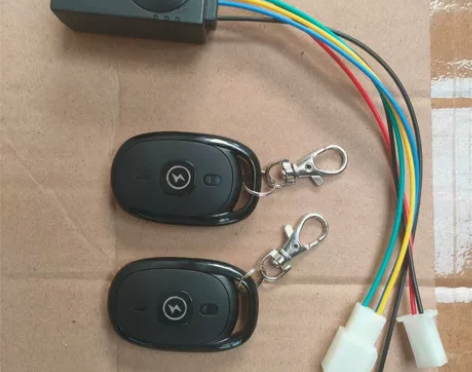 全新电动车双遥控防盗器 锁电机无钥匙启动寻...