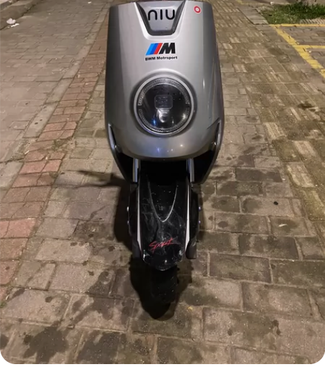 小牛款电瓶车 6个土豆 改了一个远驱240...