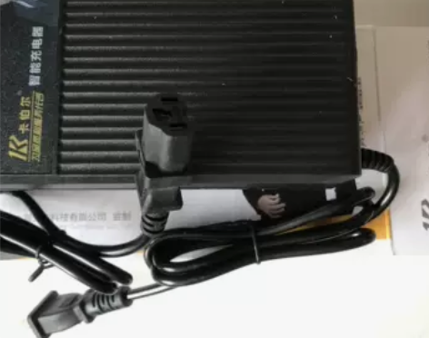 铅酸电池电动车 电瓶车电瓶充电器48V12...