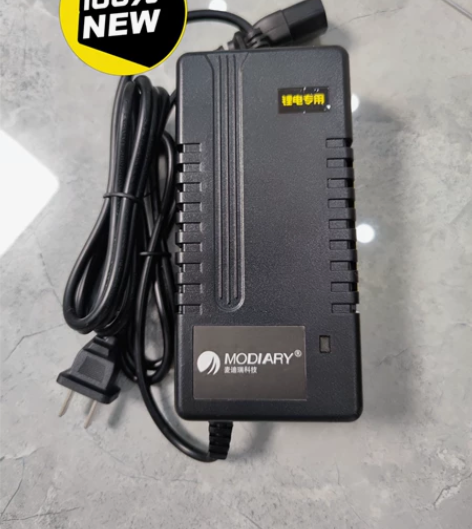 麦迪瑞充电器60V 3A 看清是3a充电器...