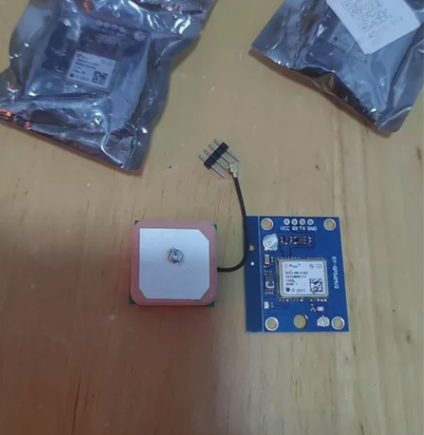 GY-NEO-6M V2飞控GPS模块 带...