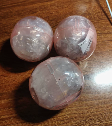 圆谷超兵器 胜利飞燕一号 扭蛋 ，3个都是...