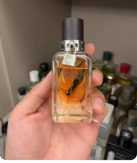 爱马仕凯莉驿马车。 皮革代表作，香评8.6分，购入很久了，用...