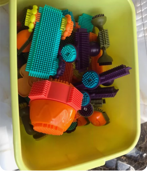 纽奇，鬃毛拼装玩具，2套，材质好，因为同时...