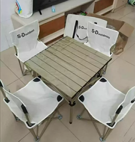 （着急处理）全新一桌6椅户外桌椅折叠套装露...