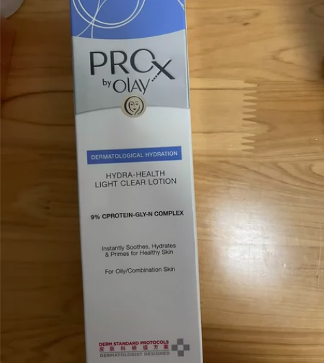 OLAY小白瓶赠送的化妆水，一瓶全新未拆封...