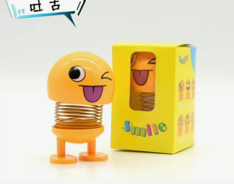 弹簧摇头公仔卡通摆件车载表情包 汽车摆件车...