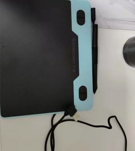 天敏t503数位板 8192压感 带八个笔头 保护套 一根单...