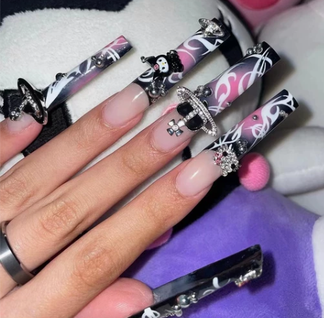 库洛米喷枪渐变法式西太后金属荆棘 辣妹穿戴...